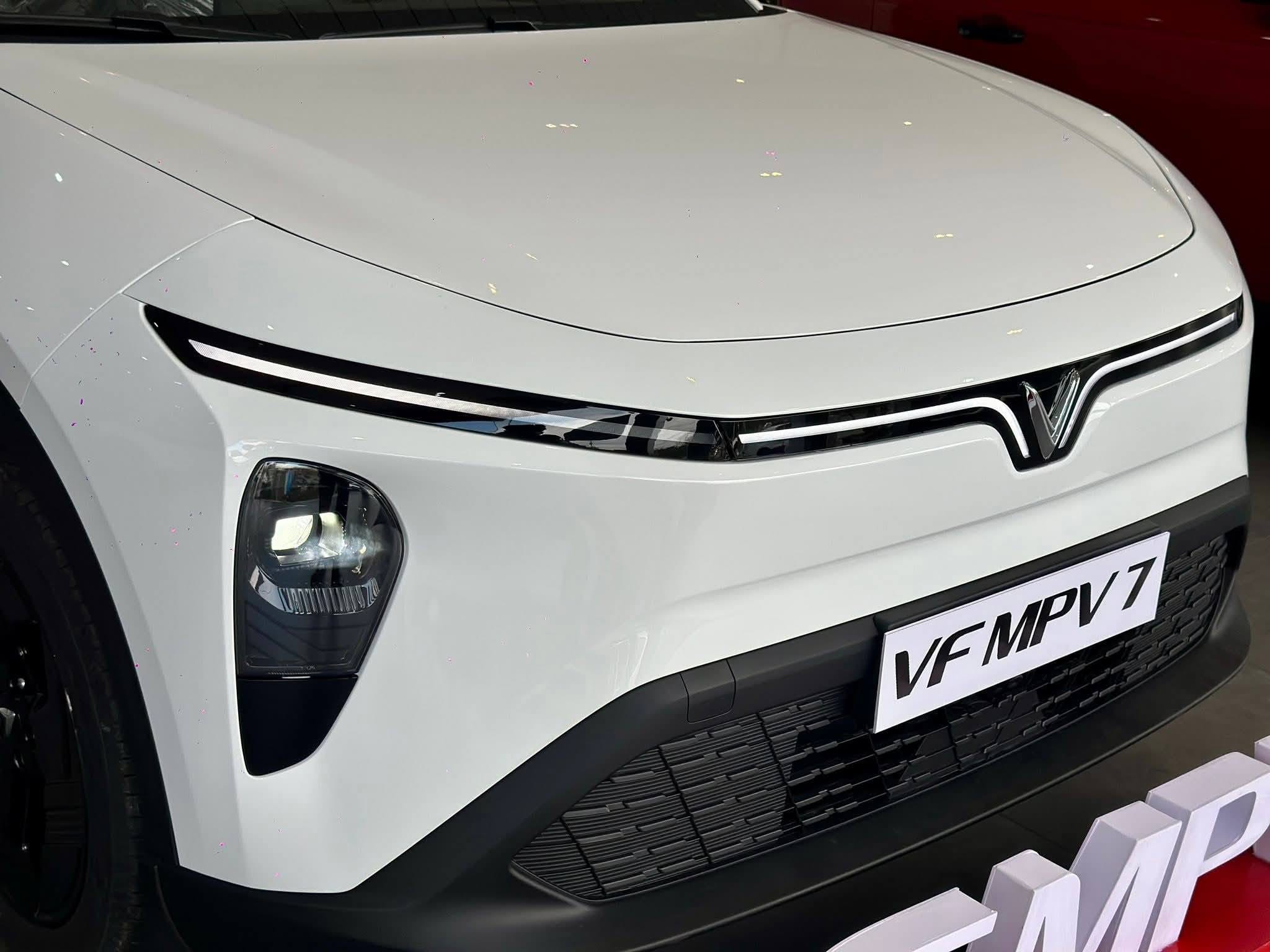 vinfast VF MPV 7